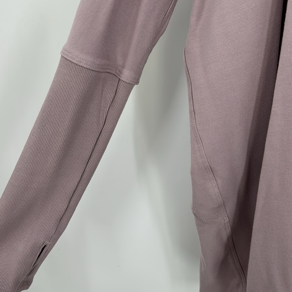 Lululemon Back In Action Wrap Smoky Blush - Picture 5 of 8